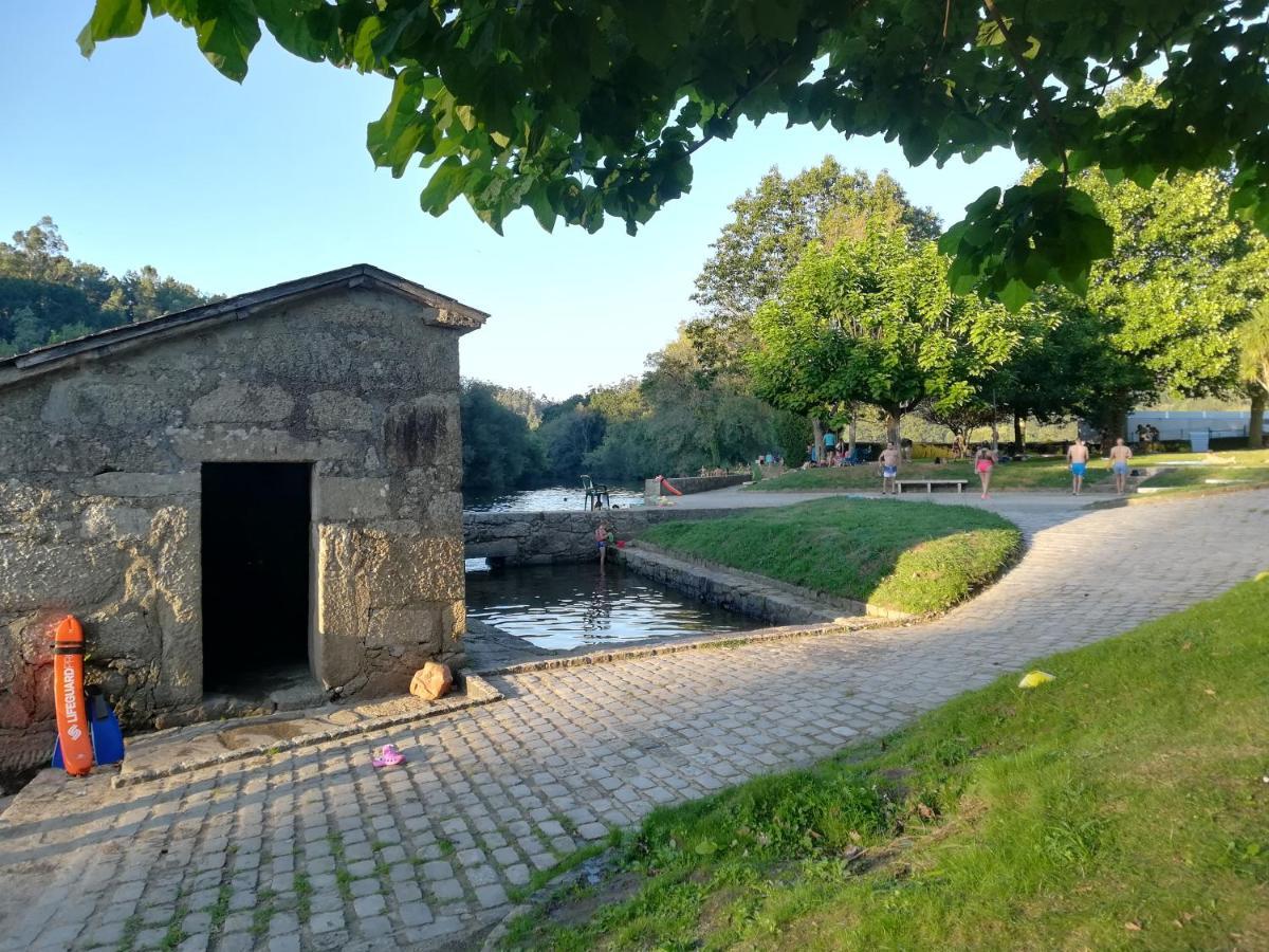 Apartmán A Botica De Portomouro Val do Dubra Exteriér fotografie